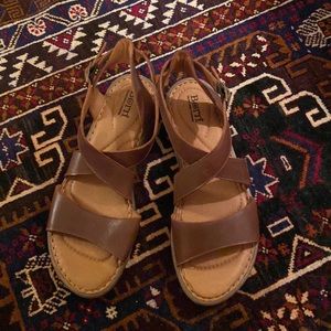 Born sandals never worn